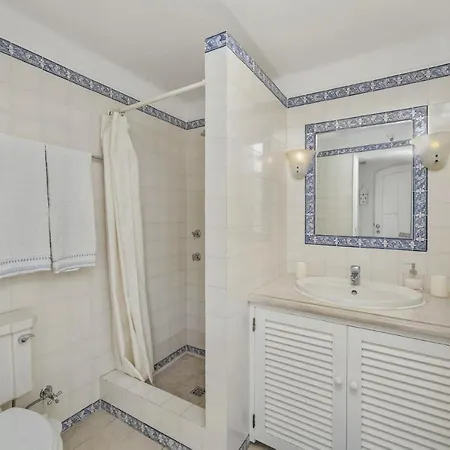 Villa Casa Do Amendoal By *